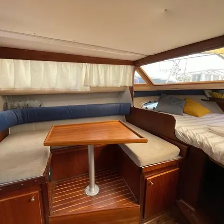 船屋 Barco Acogedor - Cosy Boat - 巴塞罗那